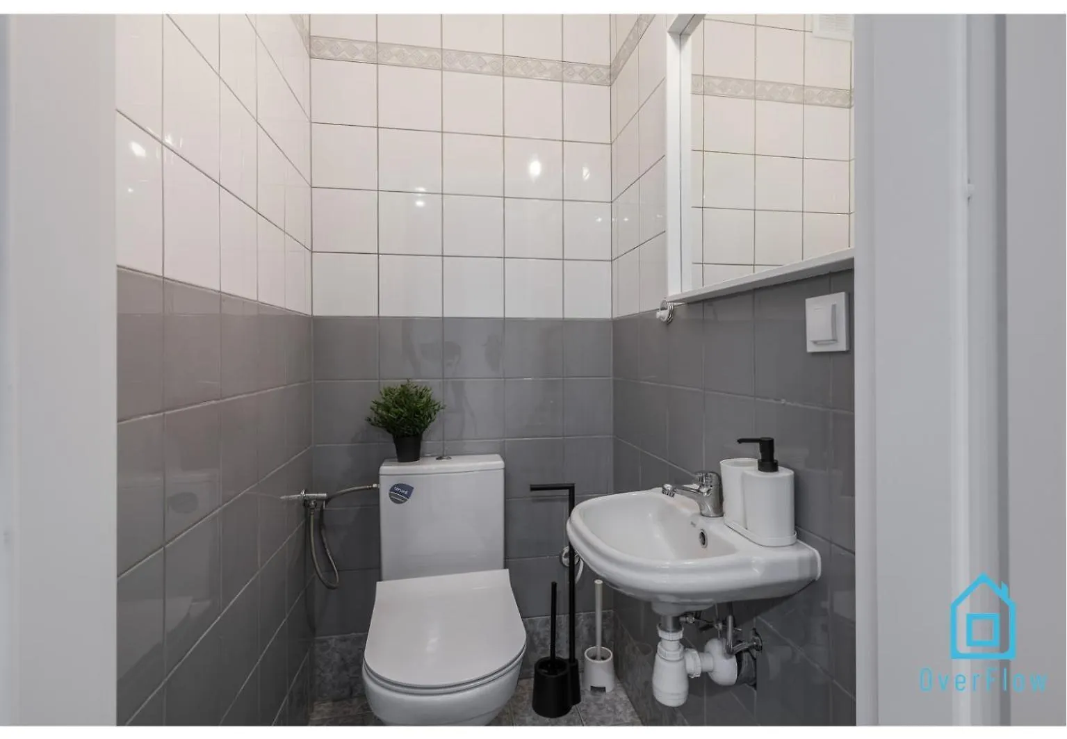 Venus Room - 15 Min To Old Town Gdansk Homestay